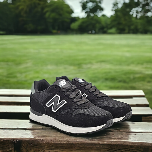 New Balance Black